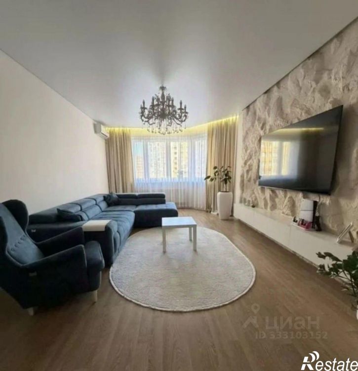 3-комн квартира Степной мкр, 25,  д. 25