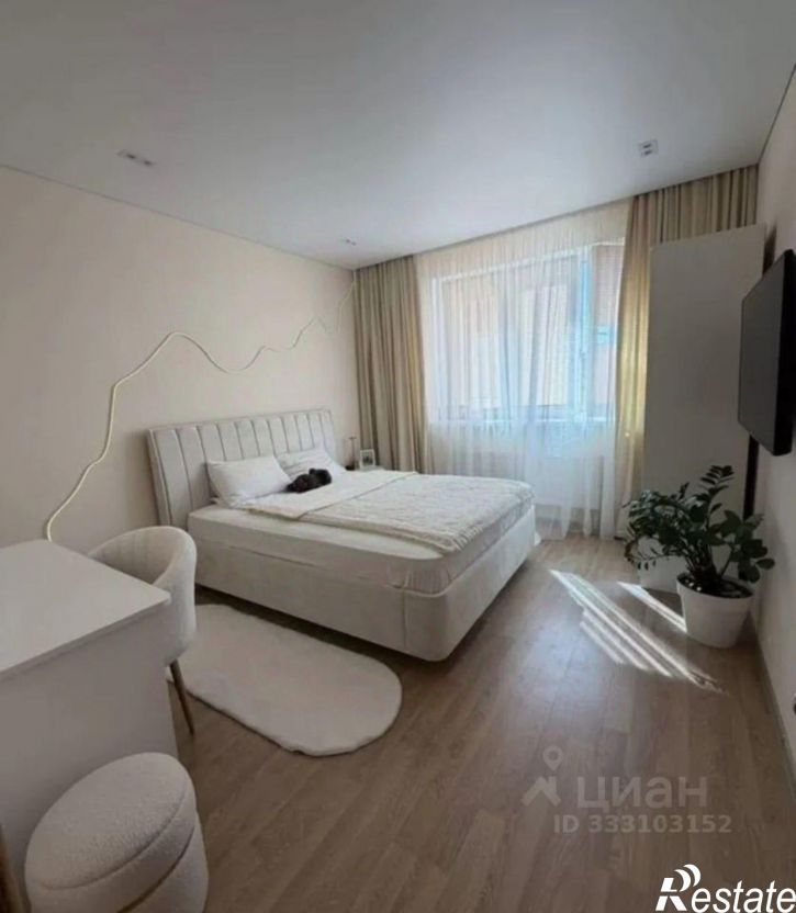 3-комн квартира Степной мкр, 25,  д. 25