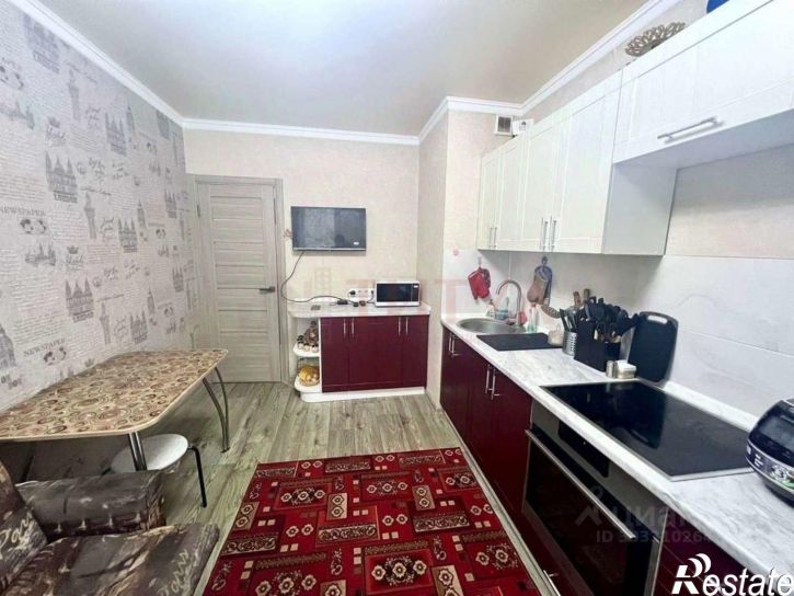 3-комн квартира мкр Жукова, 27,  д. 27