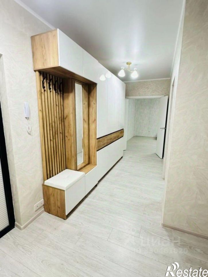 2-комн квартира Степной мкр, 35,  д. 35