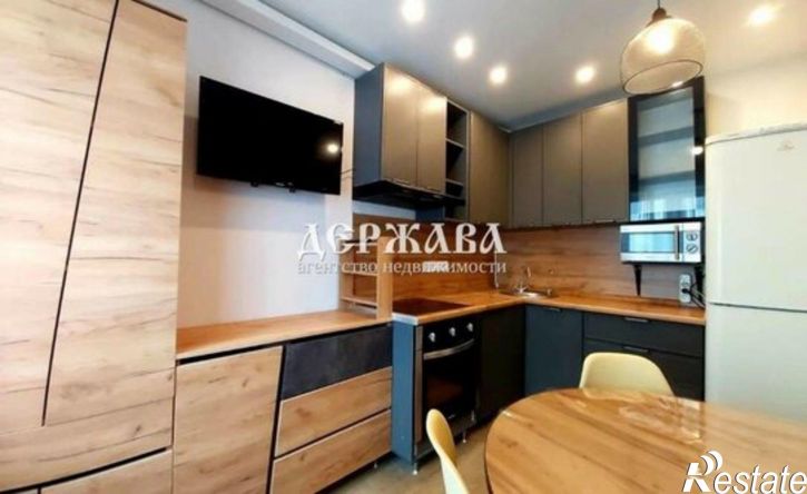 2-комн квартира мкр Жукова, 46,  д. 46