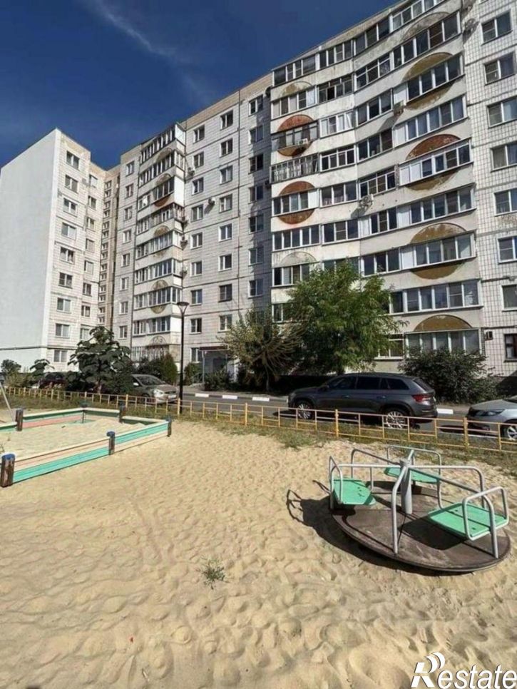 1-комн квартира Весенний мкр, 12,  д. 12