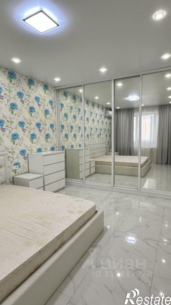 1-комн квартира Степной мкр, 1,  д. 1