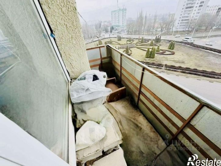 2-комн квартира мкр Приборостроитель, 27,  д. 27