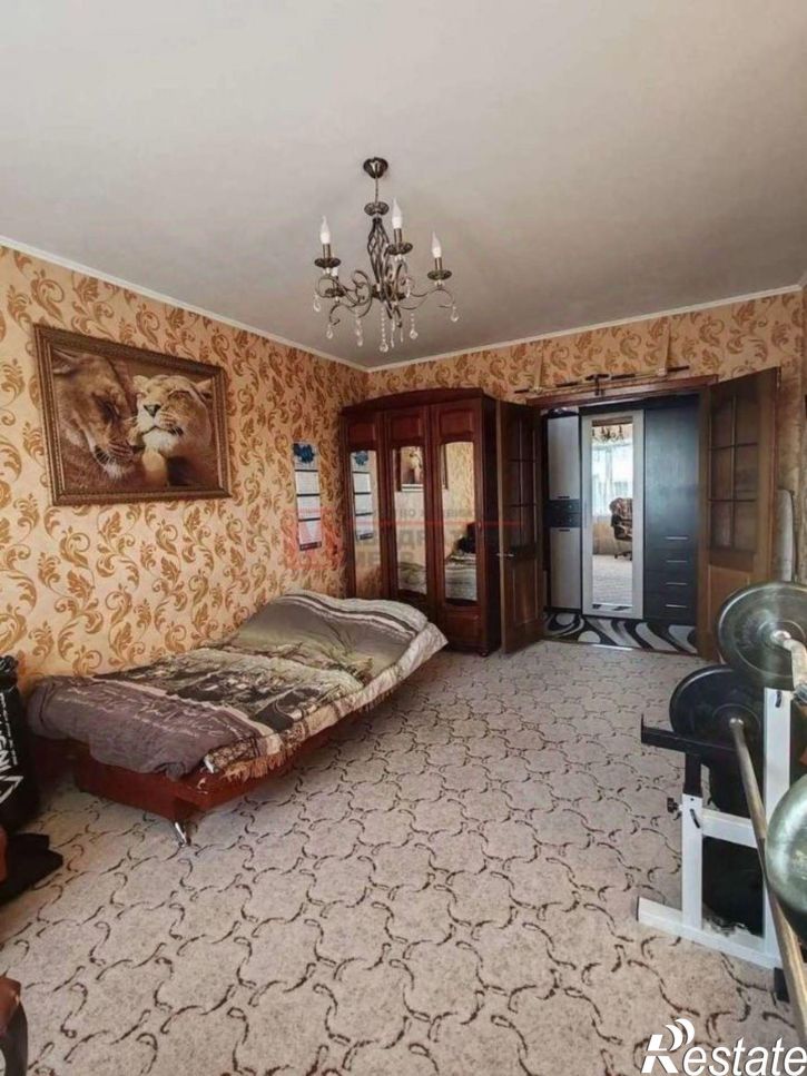 3-комн квартира Восточный мкр, 33,  д. 33