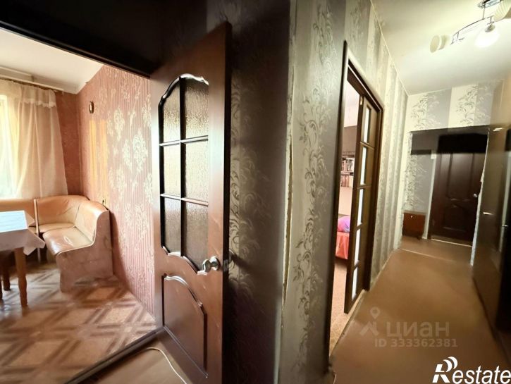 3-комн квартира мкр Буденного, 8,  д. 8