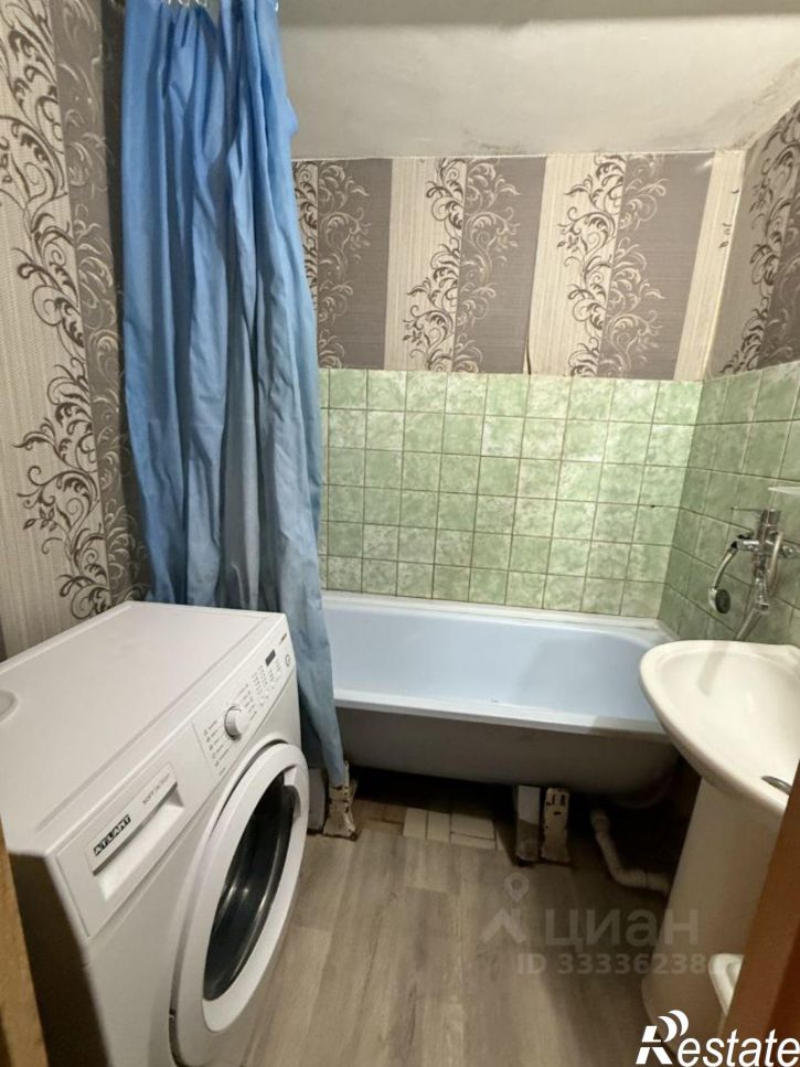 3-комн квартира мкр Буденного, 8,  д. 8