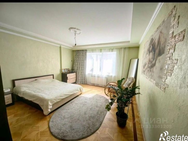 4-комн квартира мкр Зеленый Лог, 6,  д. 6