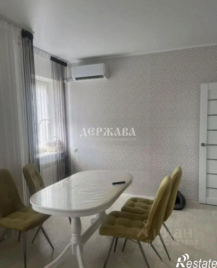 2-комн квартира мкр Дубрава квартал 1, 18,  д. 18