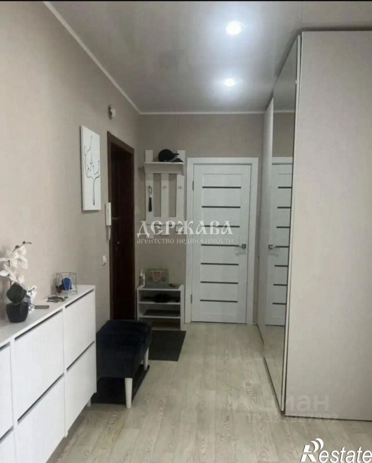 2-комн квартира мкр Дубрава квартал 1, 18,  д. 18