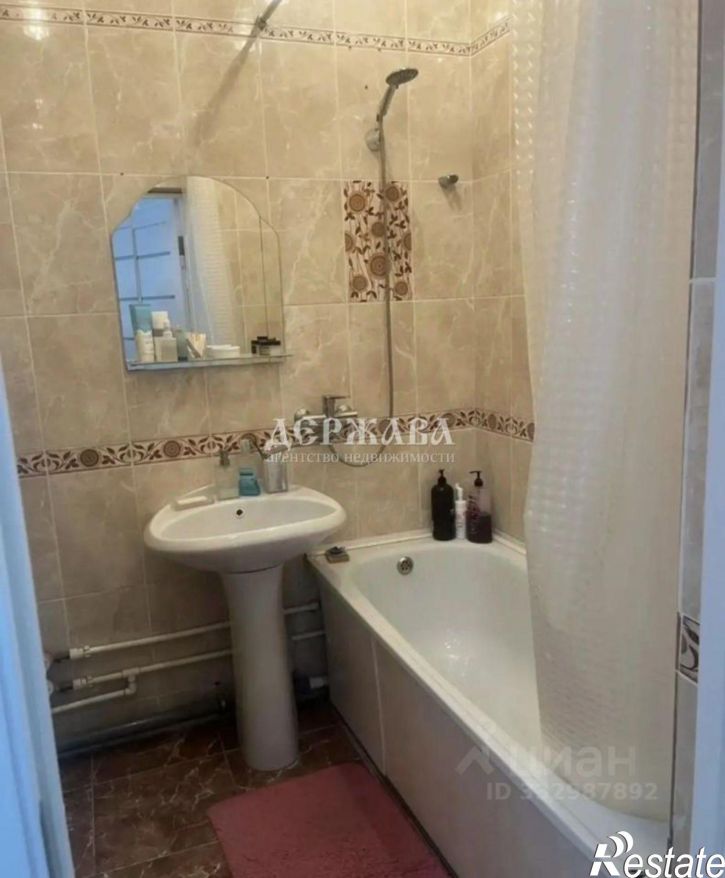 2-комн квартира мкр Дубрава квартал 1, 18,  д. 18