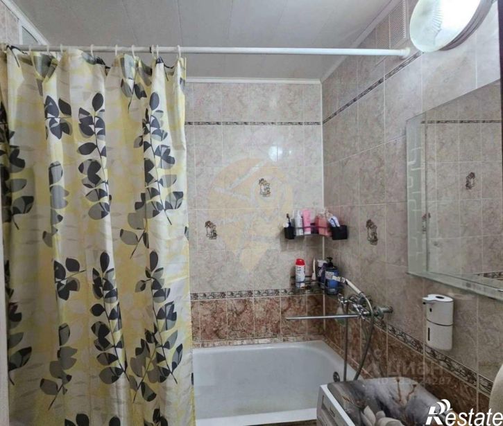 2-комн квартира мкр Молодогвардеец, 16а,  д. 16а