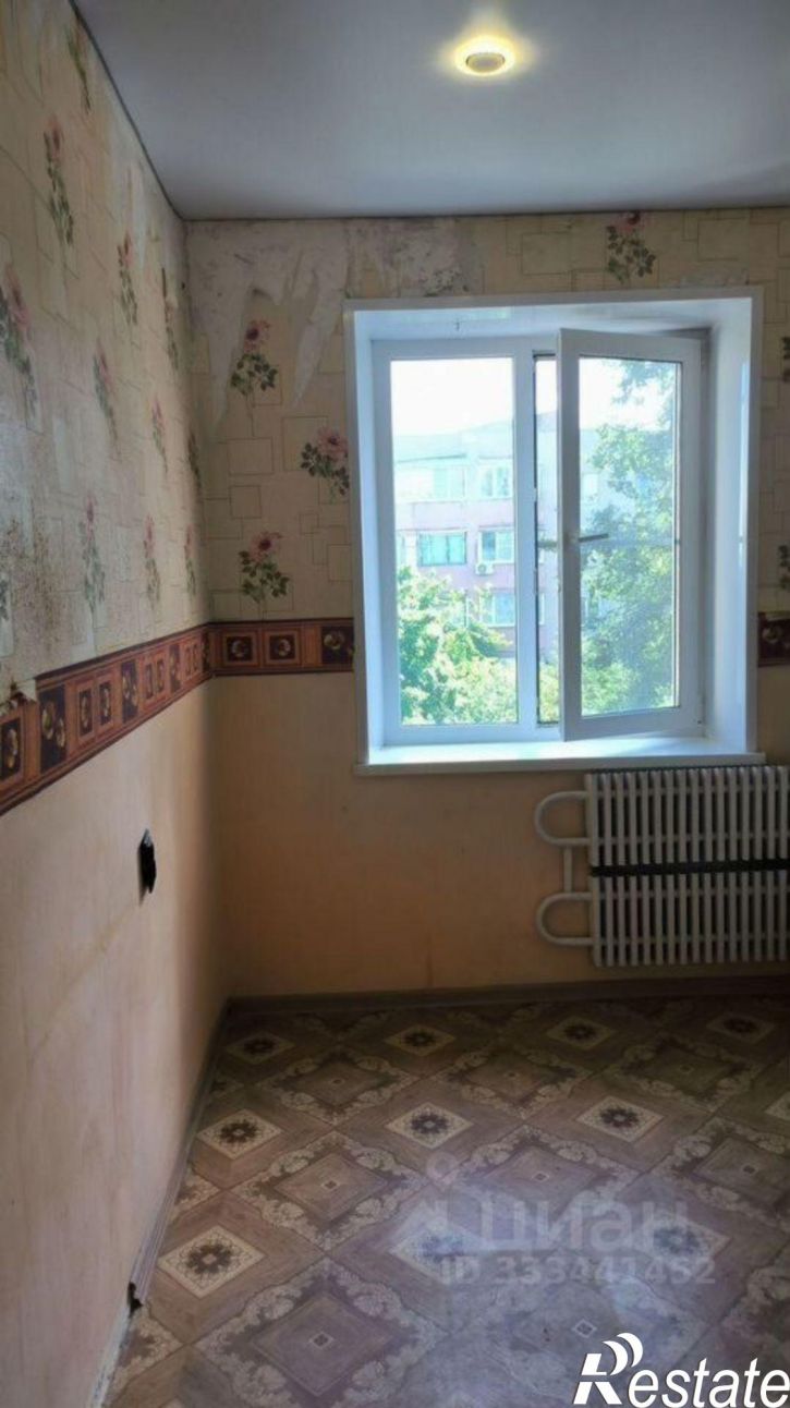 2-комн квартира мкр Углы, 18,  д. 18