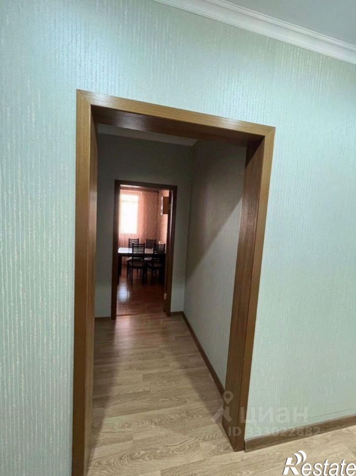 3-комн квартира Степной мкр, 18,  д. 18