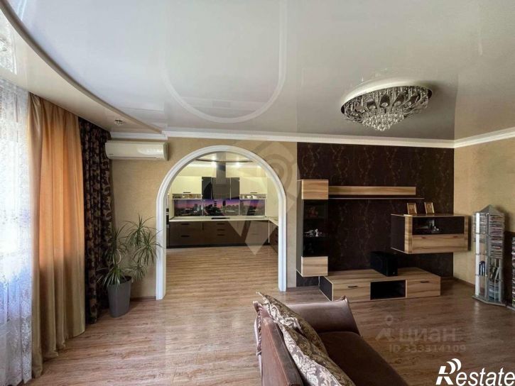 4-комн квартира Степной мкр, 16,  д. 16