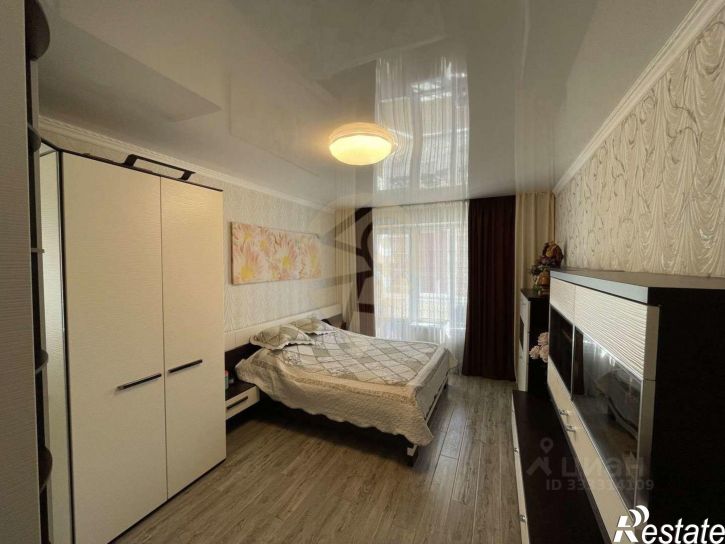 4-комн квартира Степной мкр, 16,  д. 16