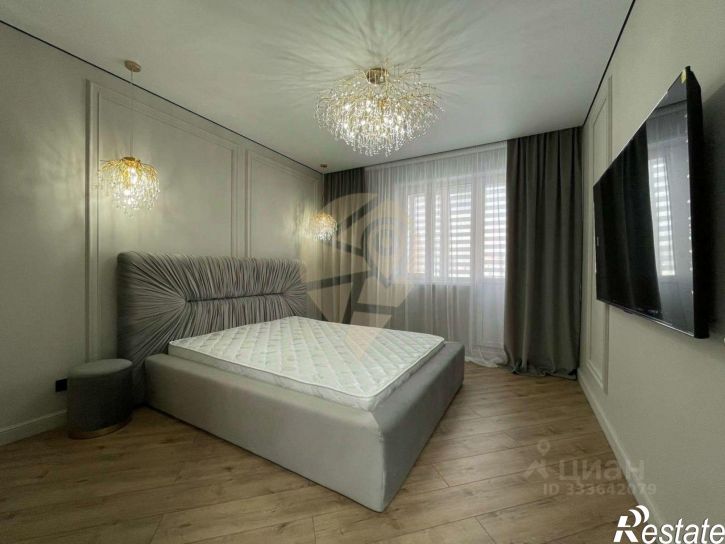3-комн квартира Степной мкр, 18,  д. 18