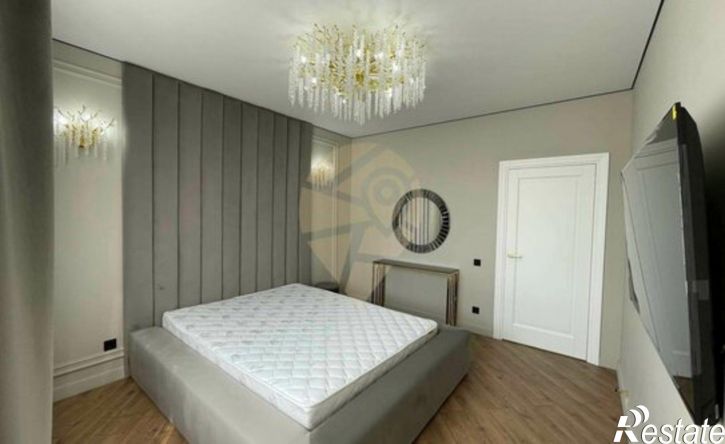 3-комн квартира Степной мкр, 24,  д. 24