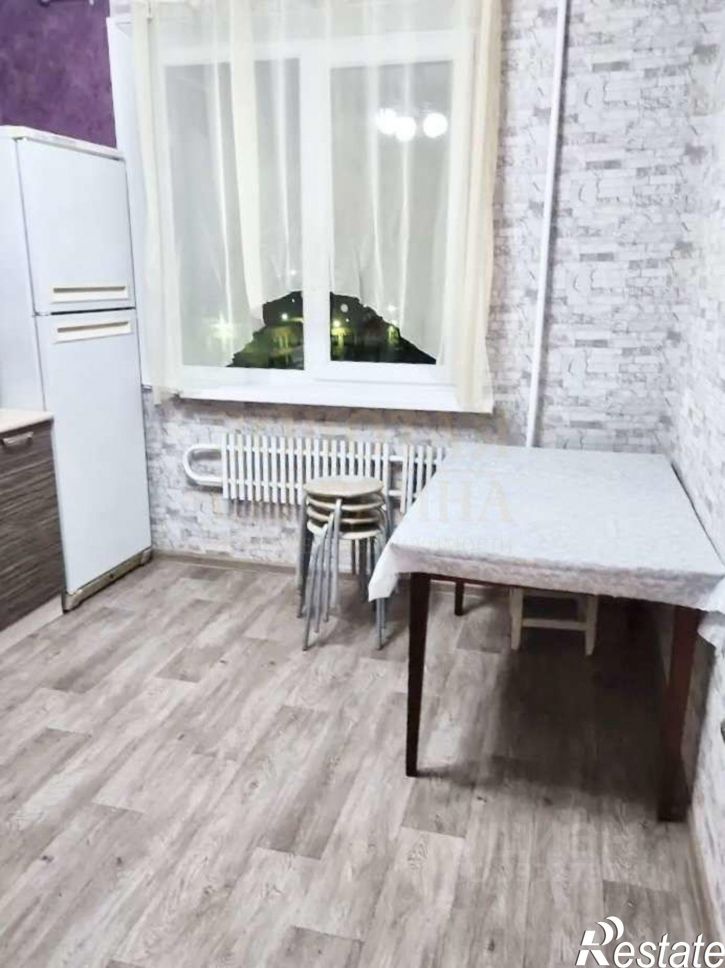3-комн квартира Солнечный мкр, 8,  д. 8