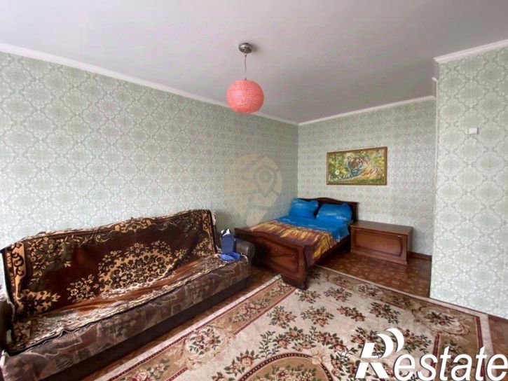 1-комн квартира мкр Горняк, 27,  д. 27