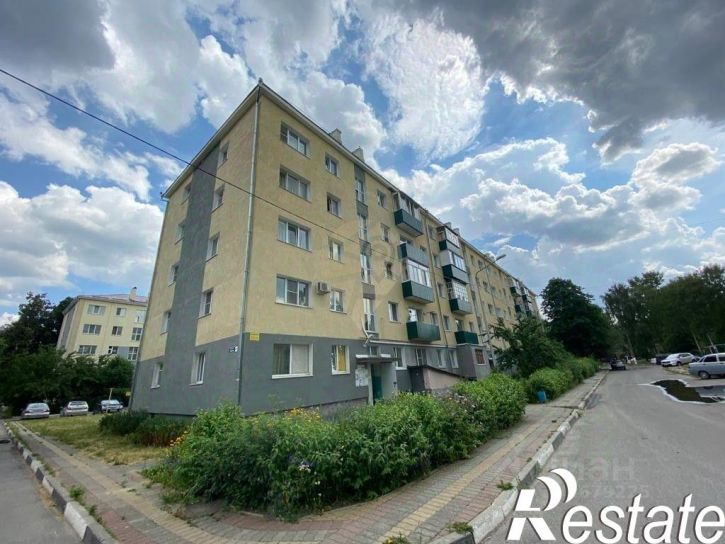 1-комн квартира мкр Горняк, 27,  д. 27