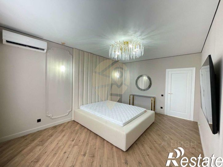 3-комн квартира Степной мкр, 28,  д. 28