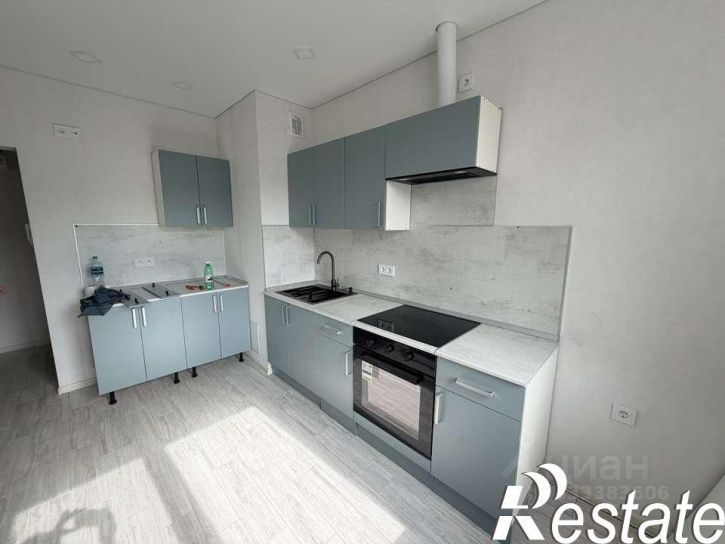 4-комн квартира мкр Жукова, 28,  д. 28