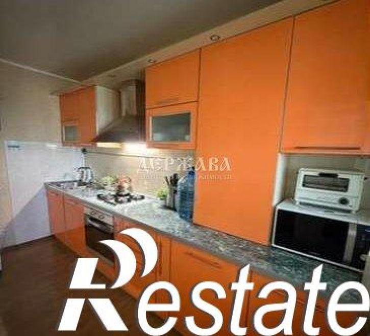3-комн квартира кв-л Старая мельница, 8,  д. 8