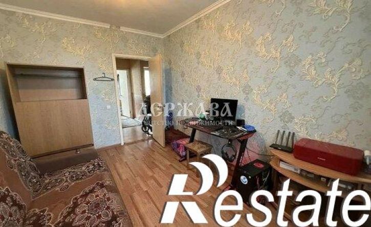 3-комн квартира Юбилейный мкр, 2,  д. 2