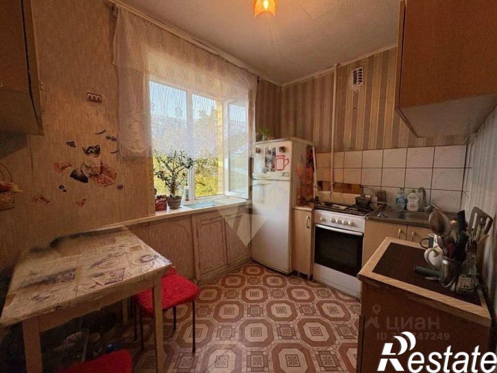 3-комн квартира мкр Приборостроитель, 14,  д. 14