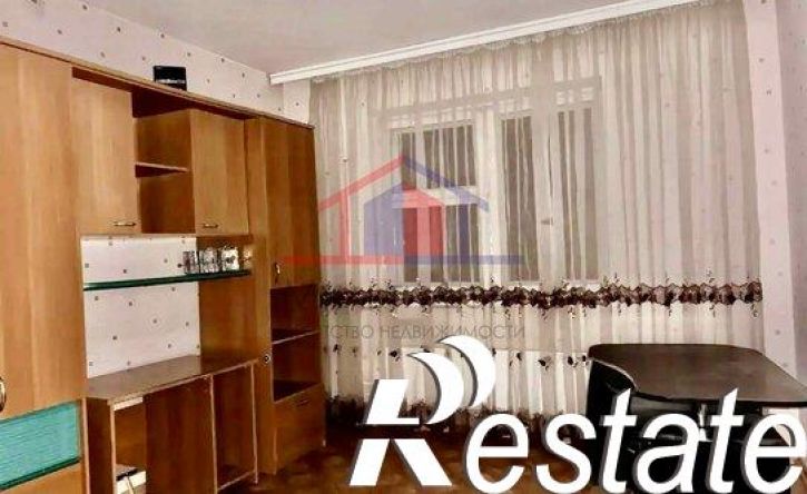4-комн квартира микрорайон Степной, 7