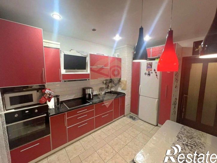 3-комн квартира Северный мкр,дом 2