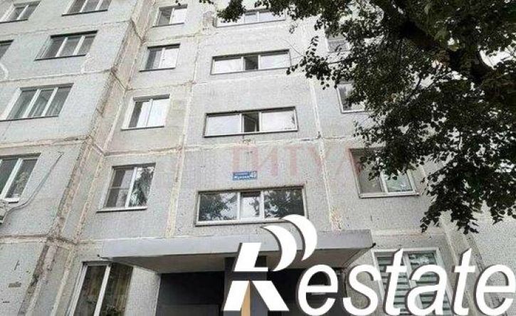 3-комн квартира микрорайон Жукова, 49