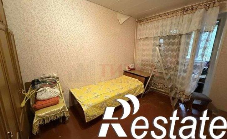 3-комн квартира микрорайон Жукова, 49