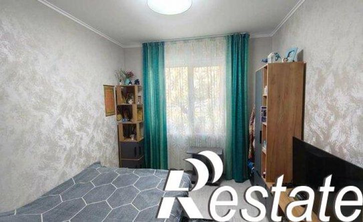 3-комн квартира микрорайон Солнечный, 6Б