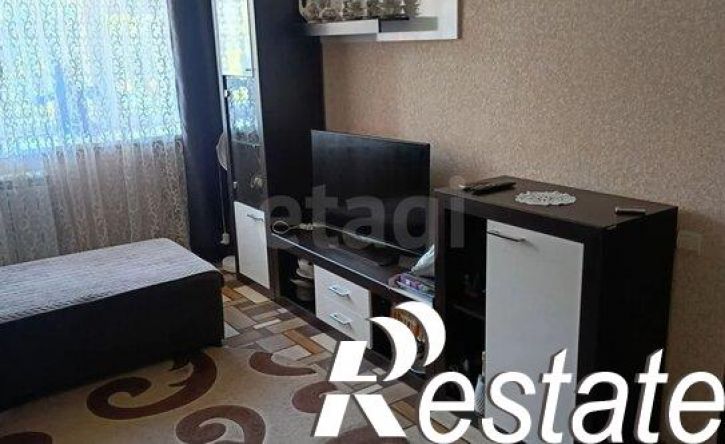 3-комн квартира микрорайон Северный, 8