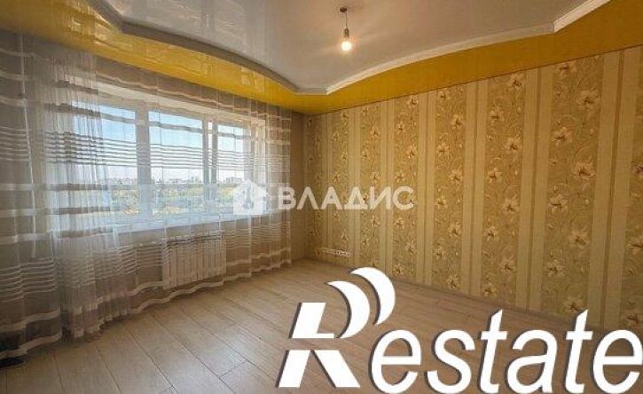 3-комн квартира мкр Молодогвардеец, 17,  д. 17