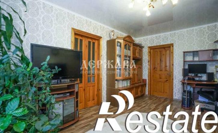 3-комн квартира мкр Королева, 3а,  д. 3а