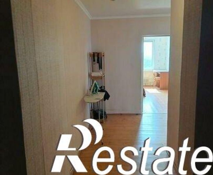 3-комн квартира мкр Космос, 9,  д. 9