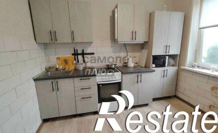 3-комн квартира мкр Конева, 8а,  д. 8а