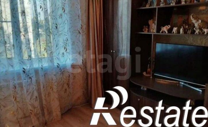 2-комн квартира мкр Углы, 20,  д. 20