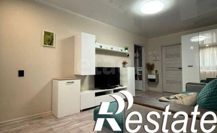2-комн квартира мкр Молодогвардеец, 5,  д. 5