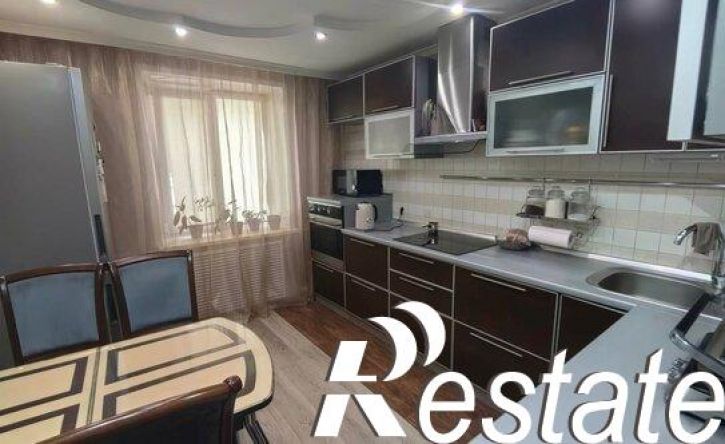 3-комн квартира мкр Дубрава квартал 3, 12,  д. 12