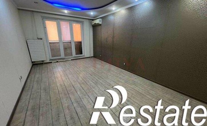 3-комн квартира мкр Королева, 32а,  д. 32а