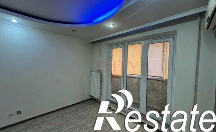 3-комн квартира мкр Королева, 32а,  д. 32а