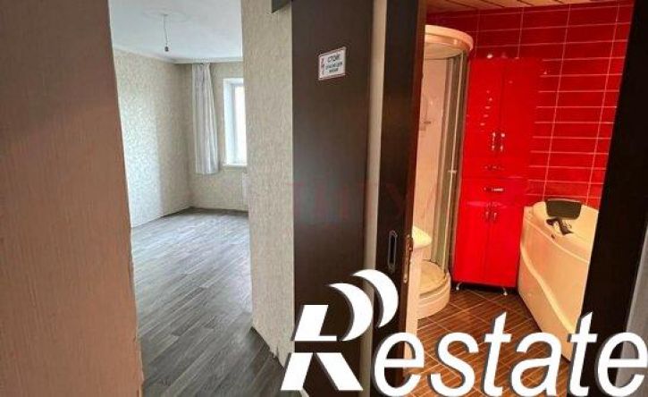 3-комн квартира мкр Королева, 32а,  д. 32а