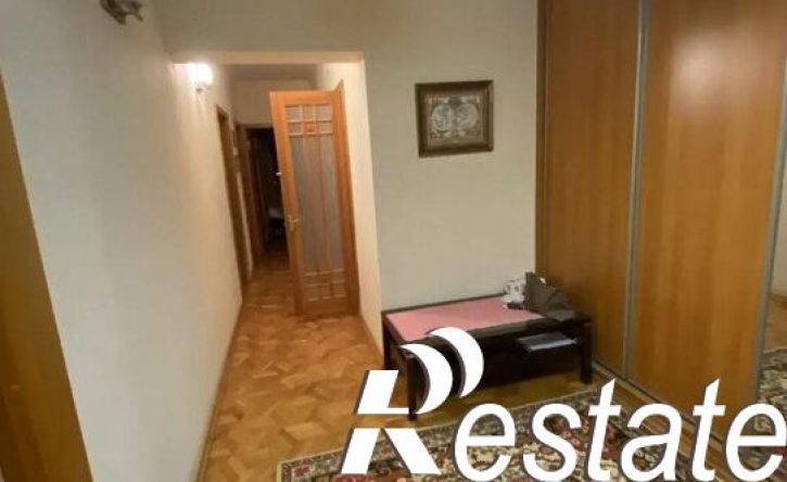 4-комн квартира Восточный мкр, 48,  д. 48
