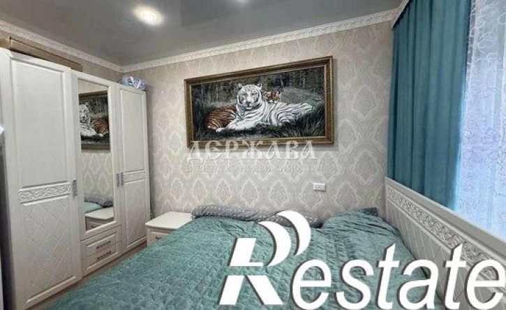 2-комн квартира мкр Лебединец, 35,  д. 35