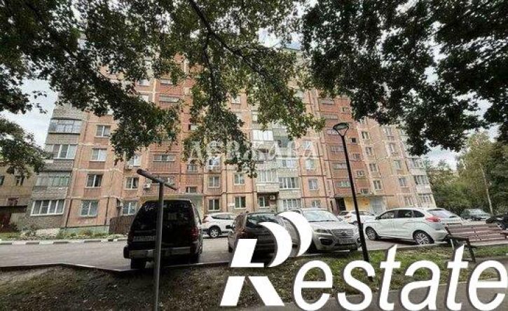 2-комн квартира мкр Лебединец, 35,  д. 35