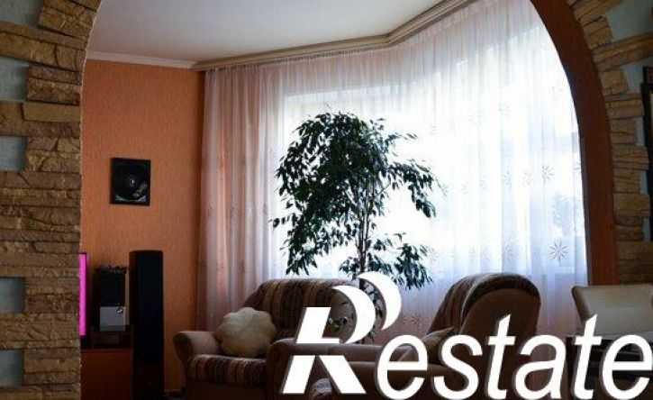3-комн квартира Степной мкр, 24,  д. 24